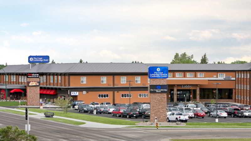Coast Lethbridge Hotel & Conference Centre Bagian luar foto