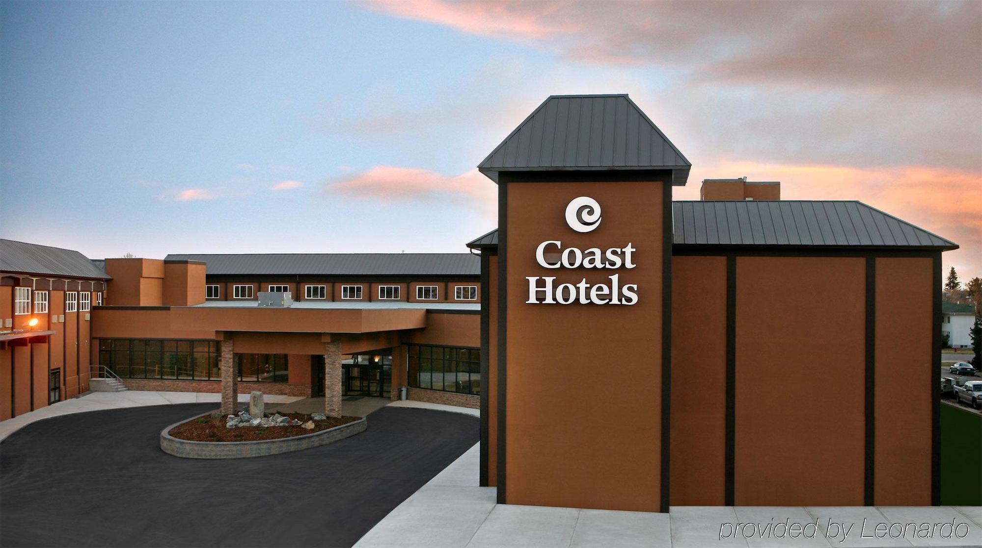 Coast Lethbridge Hotel & Conference Centre Bagian luar foto
