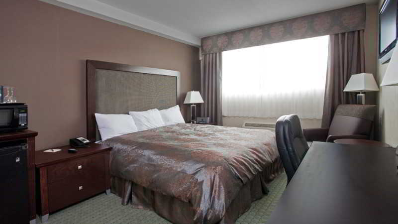 Coast Lethbridge Hotel & Conference Centre Bagian luar foto