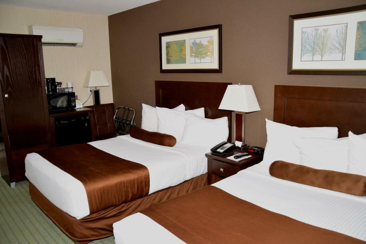 Coast Lethbridge Hotel & Conference Centre Bagian luar foto